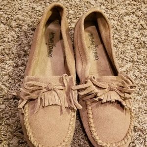 Authentiv Minnetonka moccasin